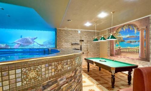 Фото зала Зал с бассейном